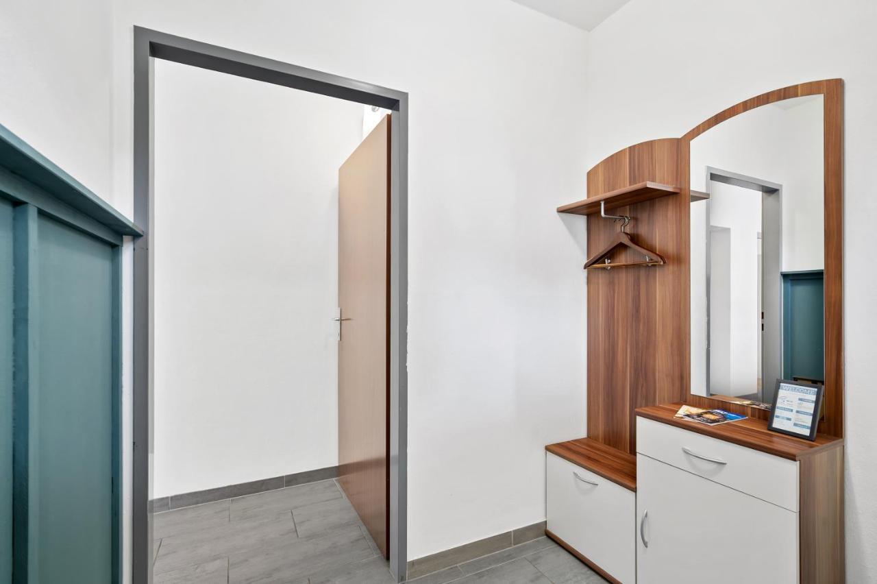 Erholung Pur Nahe Krankenhaus & Uni Mit Parkplatz! Apartman Graz Kültér fotó
